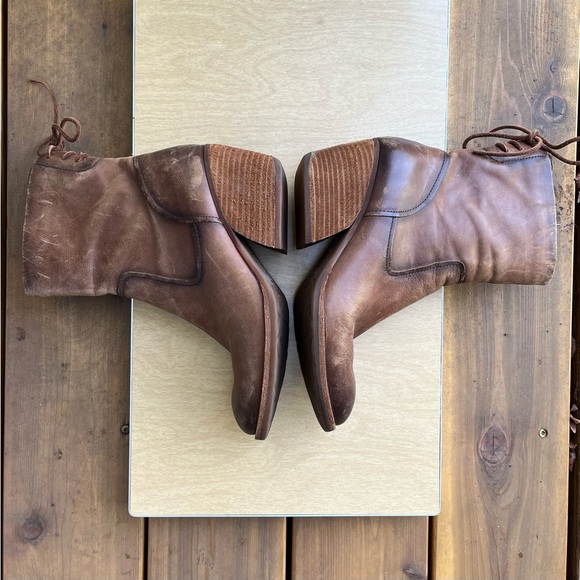 Kork-Ease Cherna Back Tie Stacked Heel Boot In Brown Leather Sz 8.5 - Picture 14 of 16